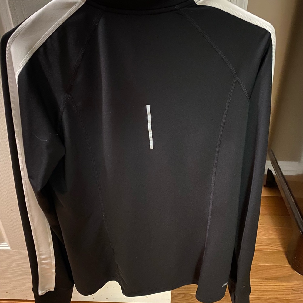 Nike Half zip. - Picture 2 of 2